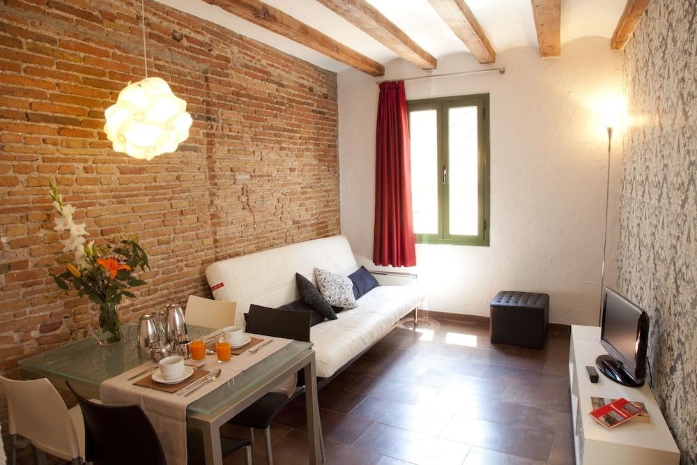 Ciutat Vella Apartment Barcelona
